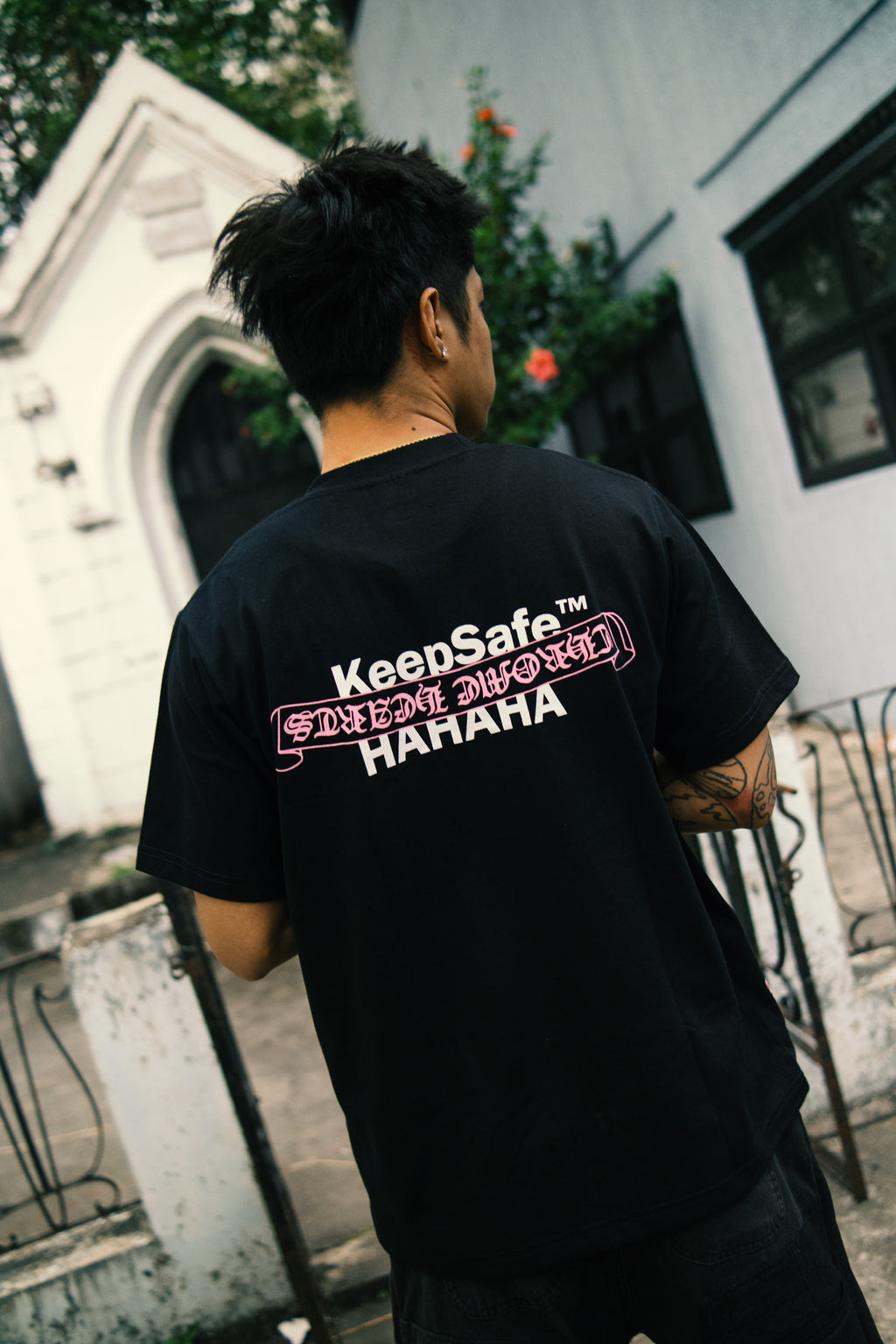 HP + KS REVERSE BANNER PINK TEE